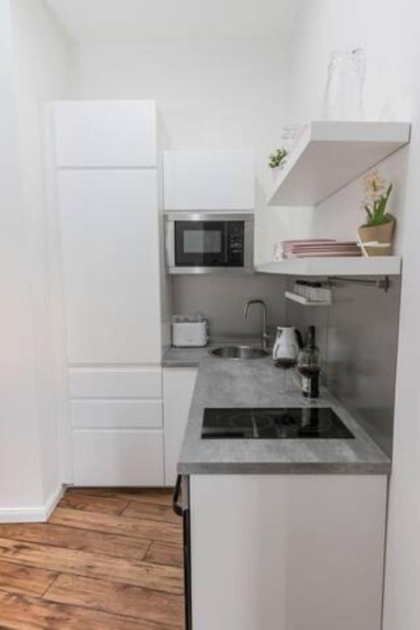 Hi-Bp Design Home Apartments In The Heart Of Будапеща Екстериор снимка