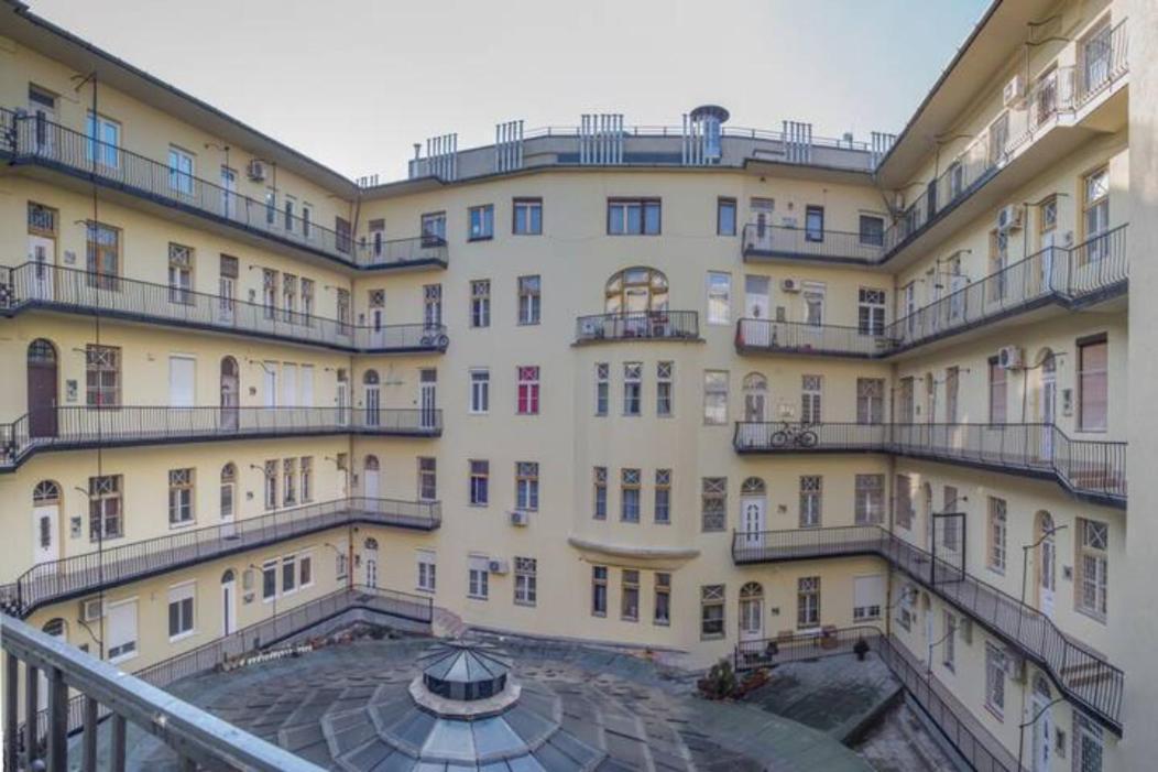 Hi-Bp Design Home Apartments In The Heart Of Будапеща Екстериор снимка