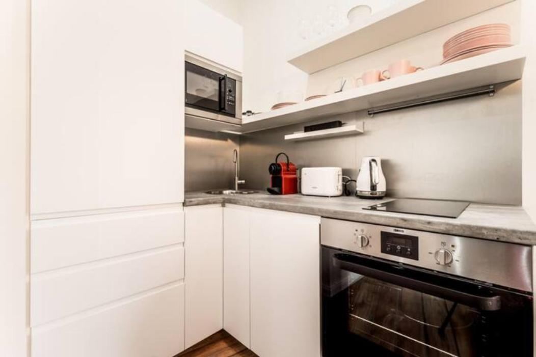 Hi-Bp Design Home Apartments In The Heart Of Будапеща Екстериор снимка